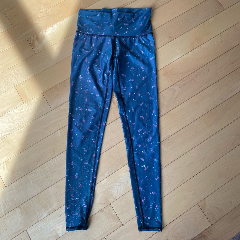 Teeki : pixie rose hot pants